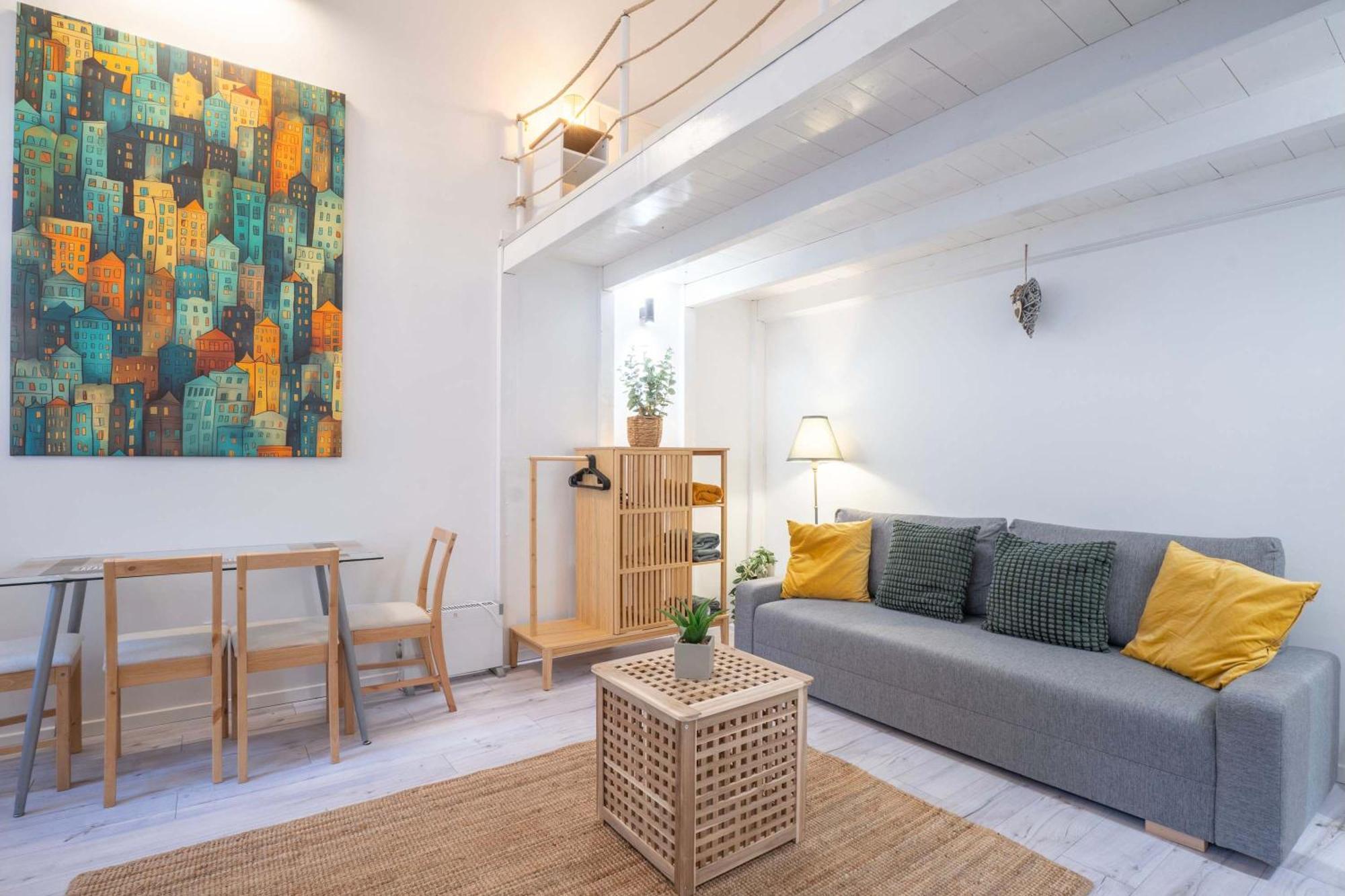 The Almond Loft At Harsfa 31 Apartment *
